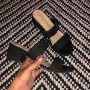 Cute chunky heels 👠